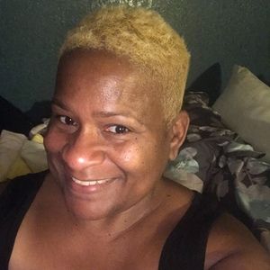 Meet your Posher, Tamela